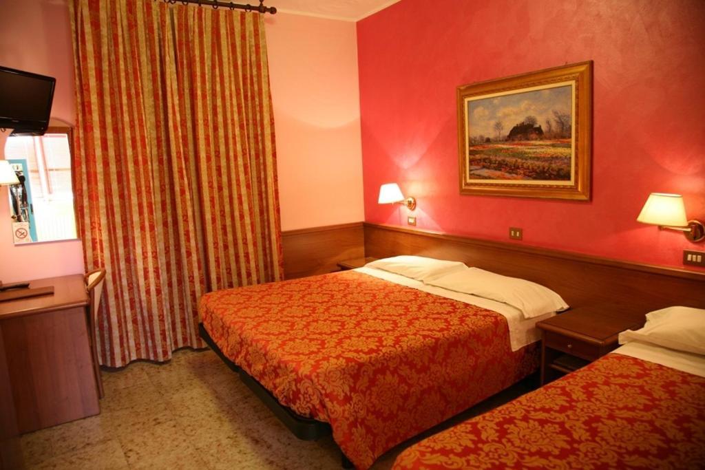 Hotel San Pellegrino Spilamberto Bilik gambar